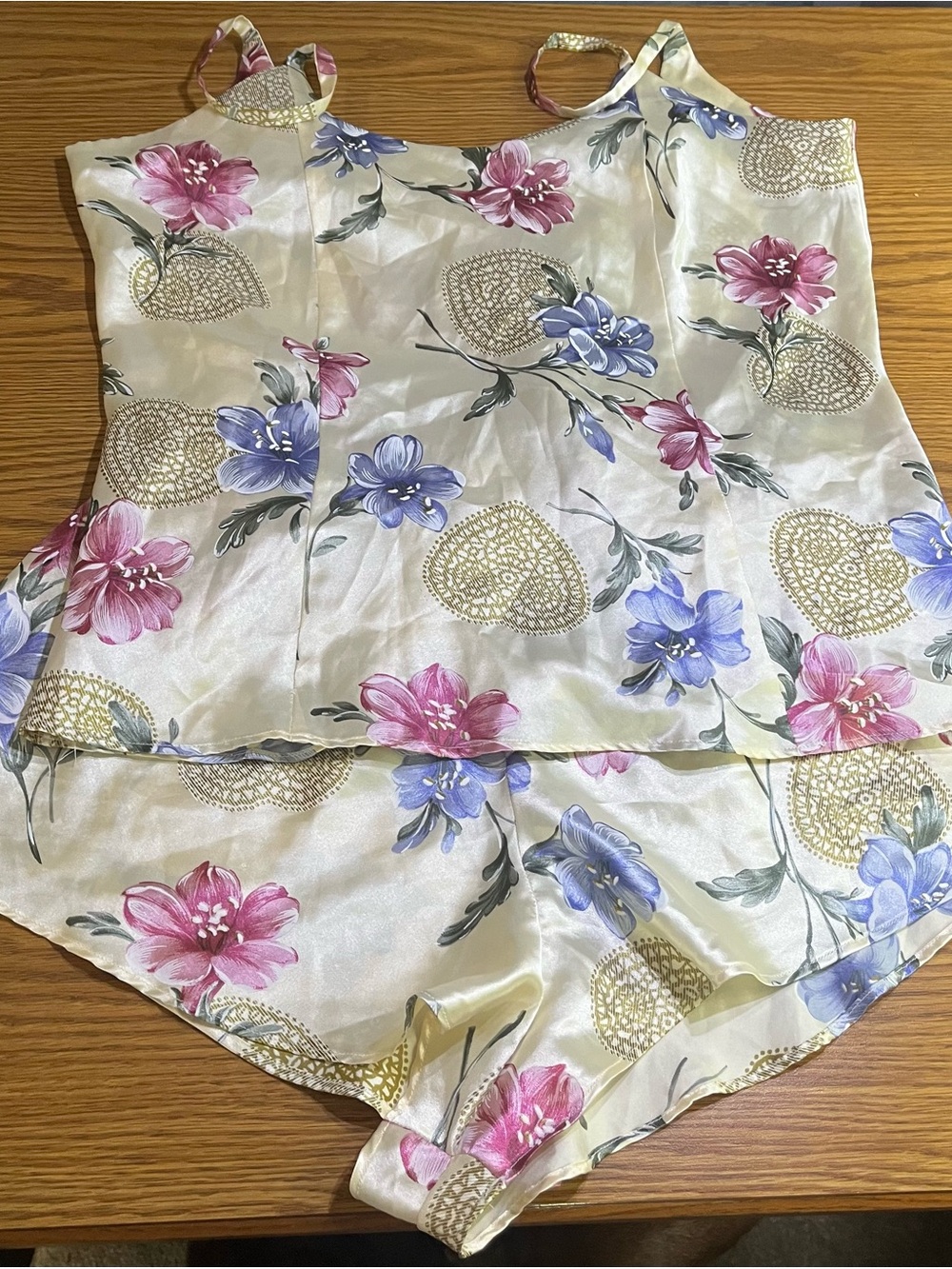 Sleep Club Floral Satin Camisole & Shorts Set in Cream, Pink & Blue Size Medium